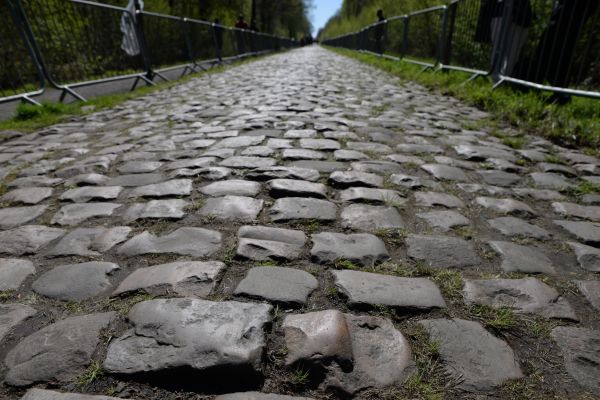 Cobblestone Installation in Glendale