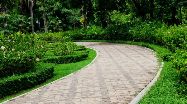 Paver Walkway Repair in Glendale