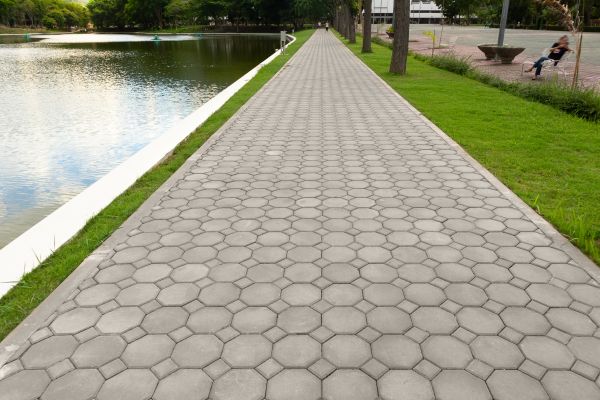 Cost of Pathway Pavers Installation in Glendale
