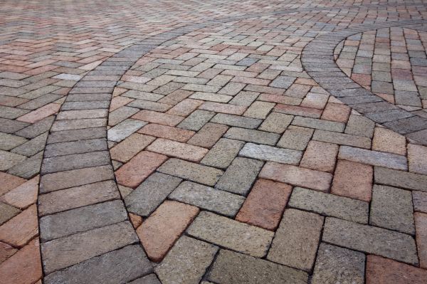 Cost of Backyard Hardscaping in Glendale