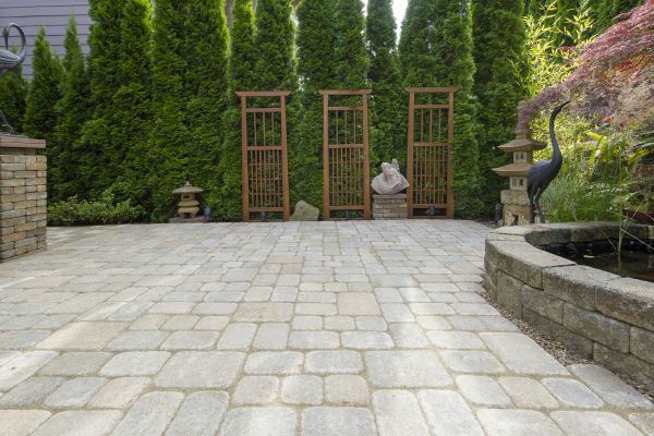 Backyard Hardscape Service in Glendale