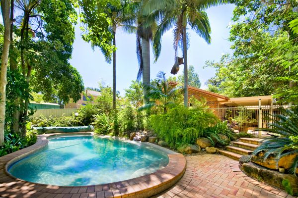 Pool Patio Paving in Glendale