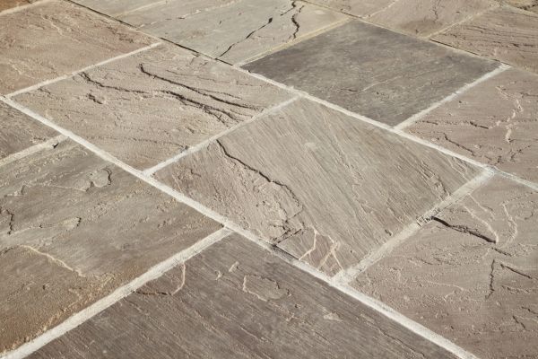Cost of Paving Tile Installation in Glendale